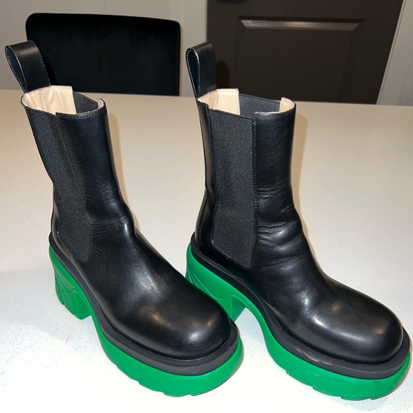 BOTTEGA VENETA - Chelsea Boots - Picture 4 of 5